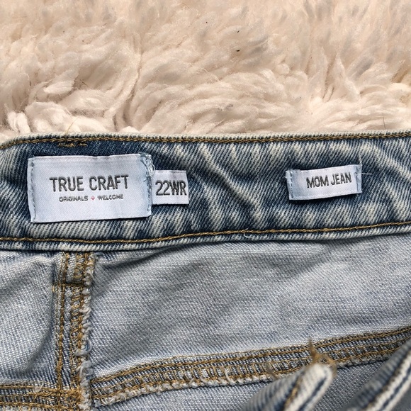 True Craft Mom Jeans - Picture 4 of 6